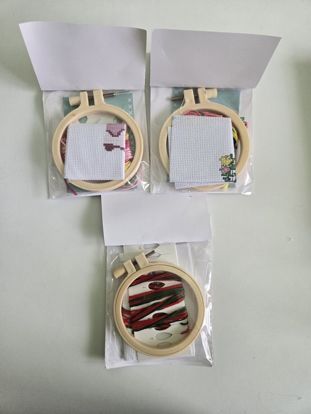 Embroidery Kits, Cross Stitch Kits, Christmas, Floral, Needlepoint Kits, New - Picture 7 of 9